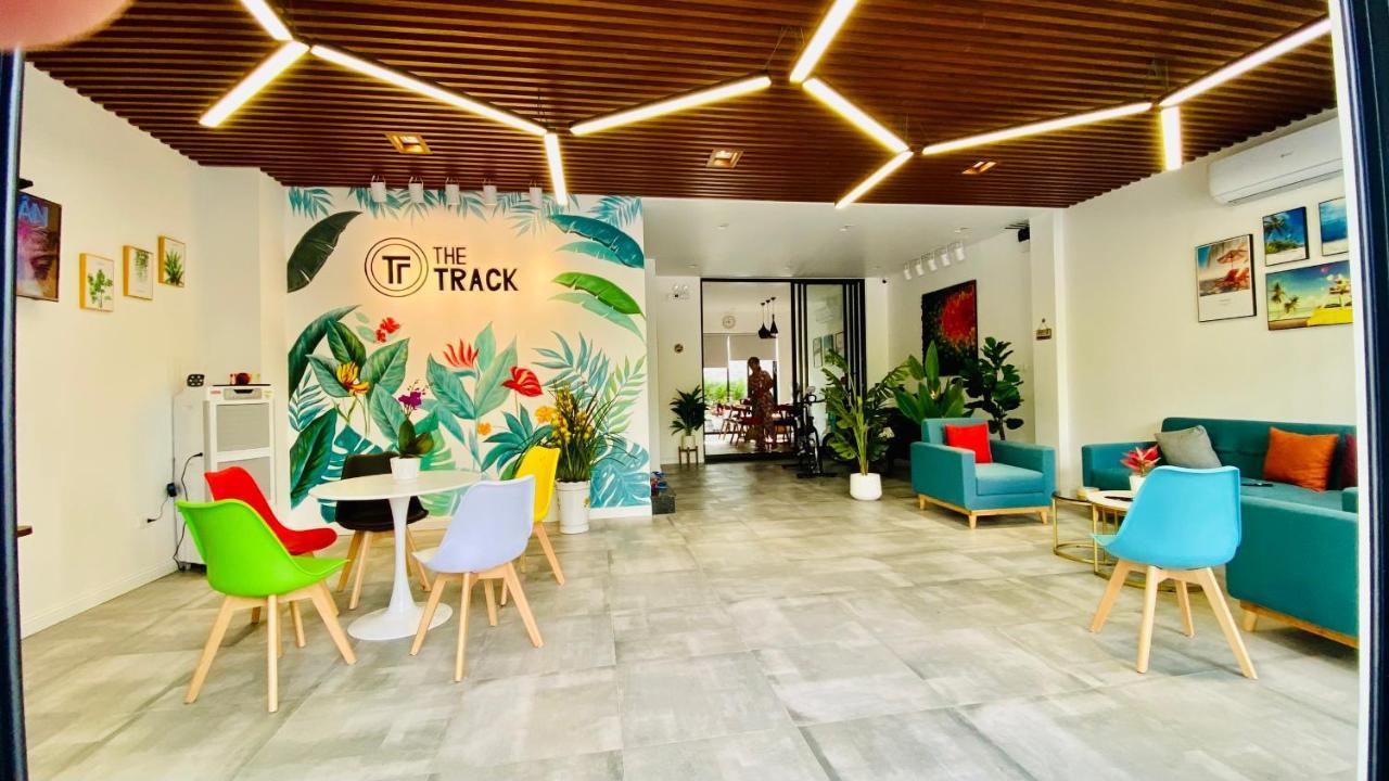 The Track Homestay - Near Bai Dai Beach Cam Lam Εξωτερικό φωτογραφία