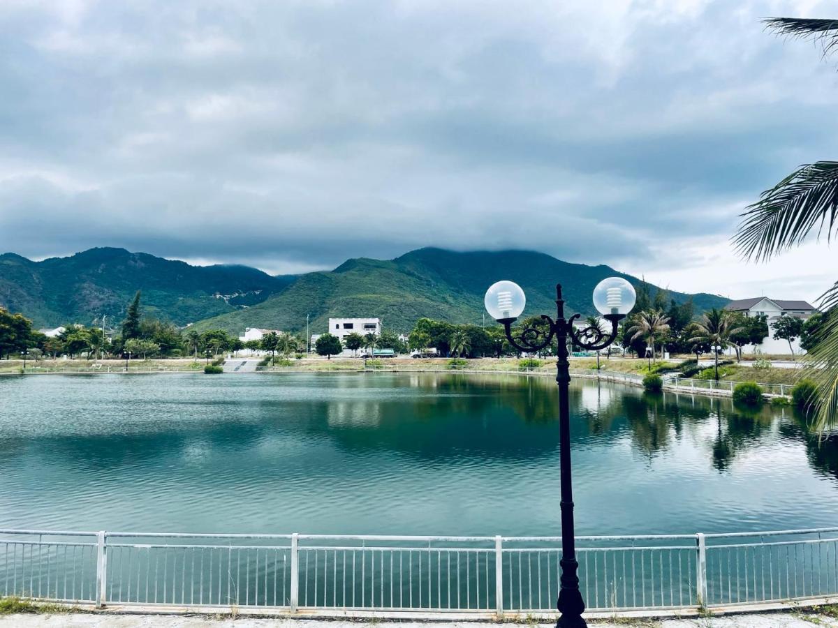 The Track Homestay - Near Bai Dai Beach Cam Lam Εξωτερικό φωτογραφία
