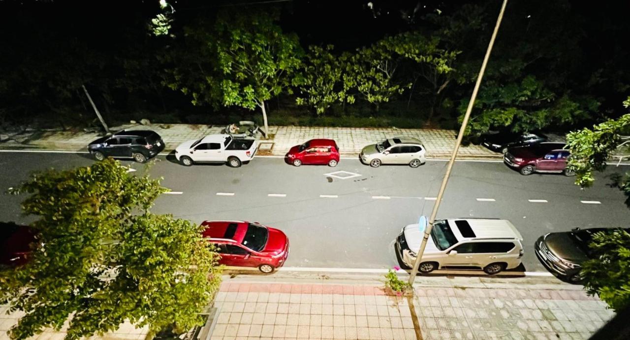 The Track Homestay - Near Bai Dai Beach Cam Lam Εξωτερικό φωτογραφία