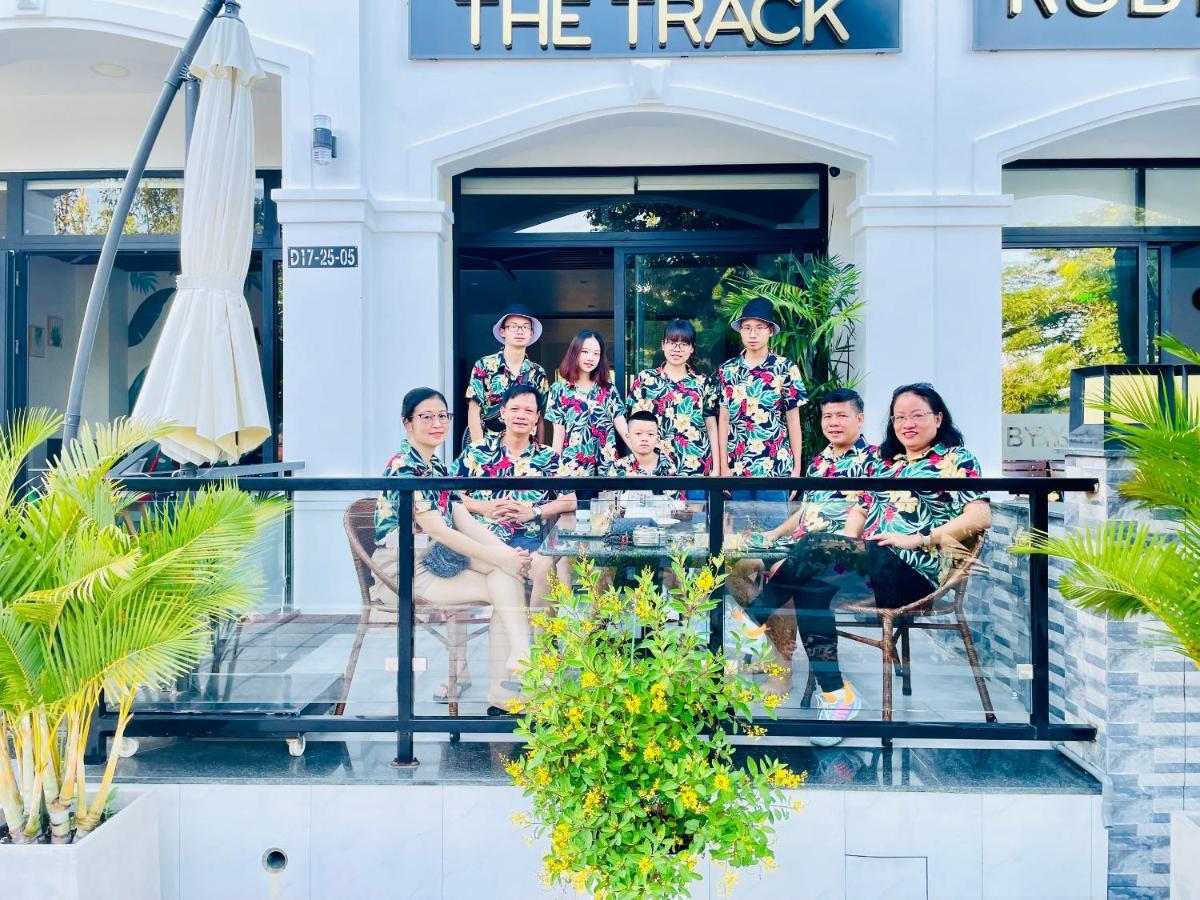 The Track Homestay - Near Bai Dai Beach Cam Lam Εξωτερικό φωτογραφία