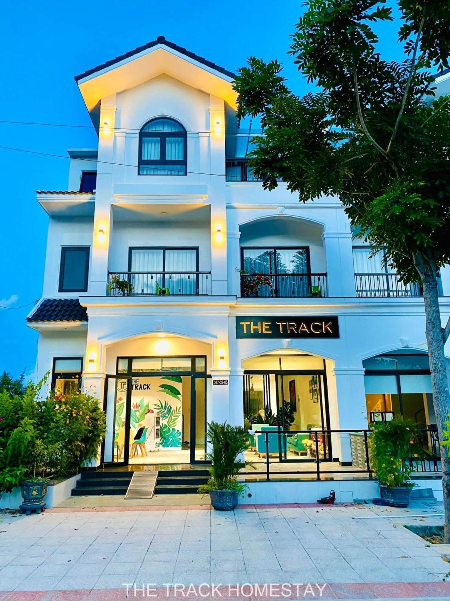 The Track Homestay - Near Bai Dai Beach Cam Lam Εξωτερικό φωτογραφία