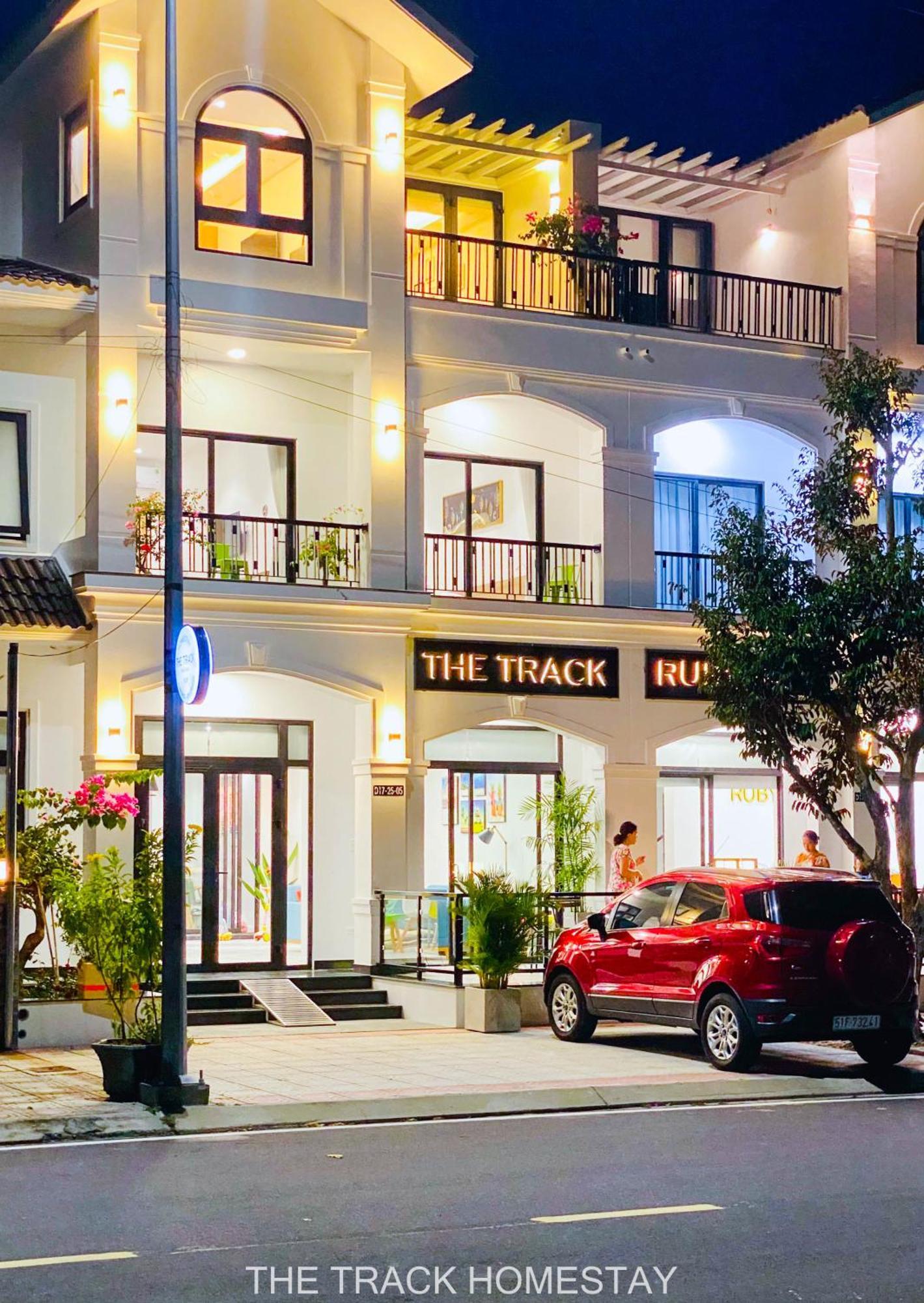 The Track Homestay - Near Bai Dai Beach Cam Lam Εξωτερικό φωτογραφία